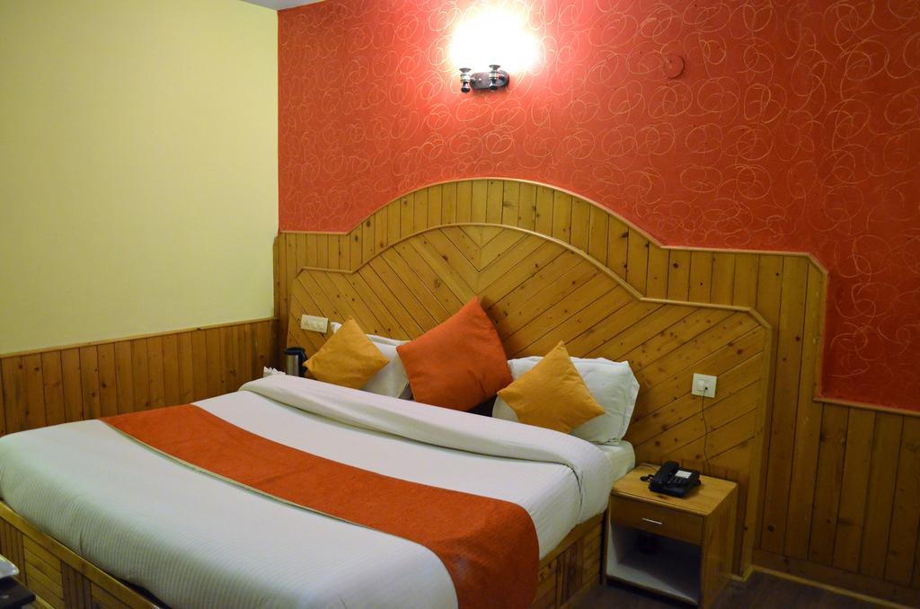 格泽里格旅馆-树山小屋和坎亚尔别墅 马拉里 外观 照片